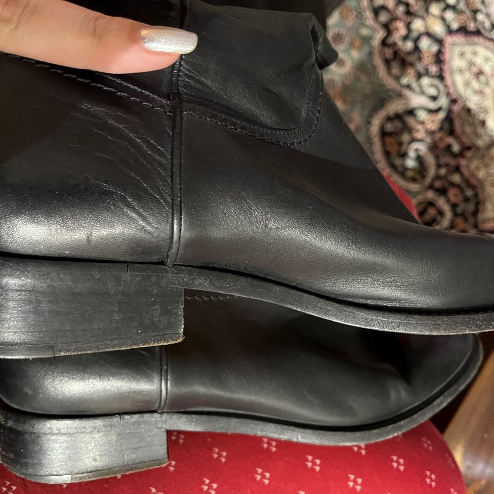 100 Authentic Chanel Black Flat Leather Riding Boots… Gem